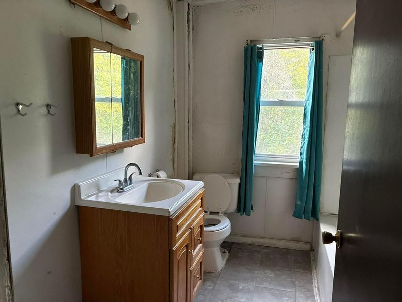 116 Logan Avenue, Mingo Junction, OH 43938 Photo 8