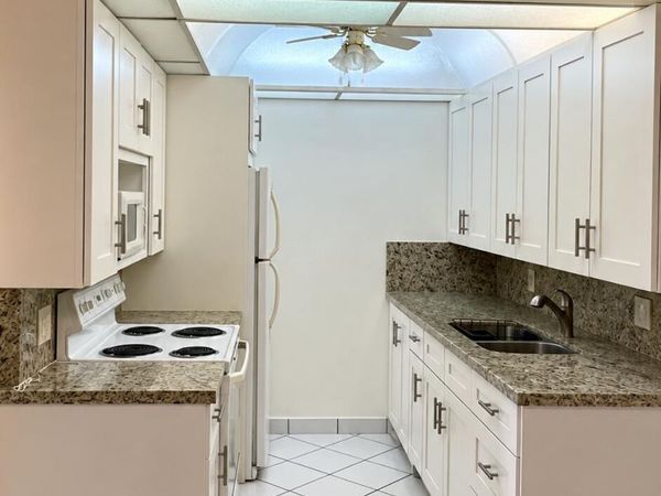 2154 CAMBRIDGE G, Deerfield Beach, FL 33442