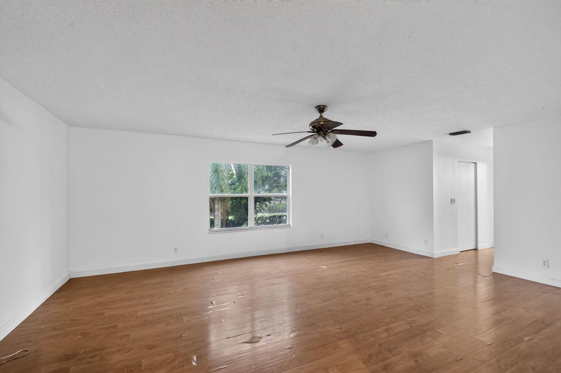 5349 Meadows Edge, Unit 5349, Lake Worth, FL 33463 Photo