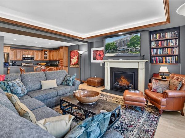 123 W Washington Avenue, Unit 706, Madison, WI 53703