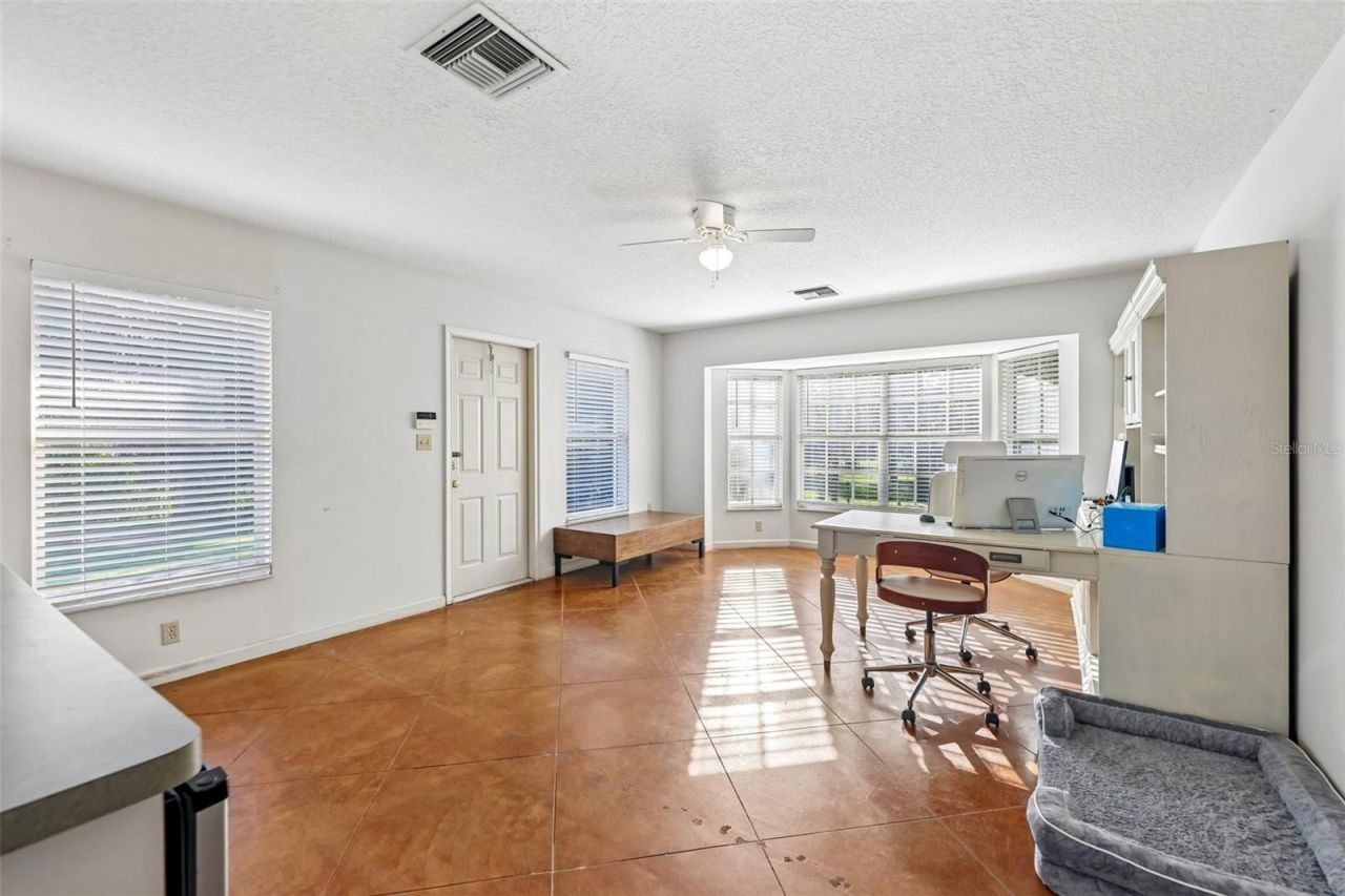 22301 Coronado Somerset Drive, Sorrento, FL 32776 Photo