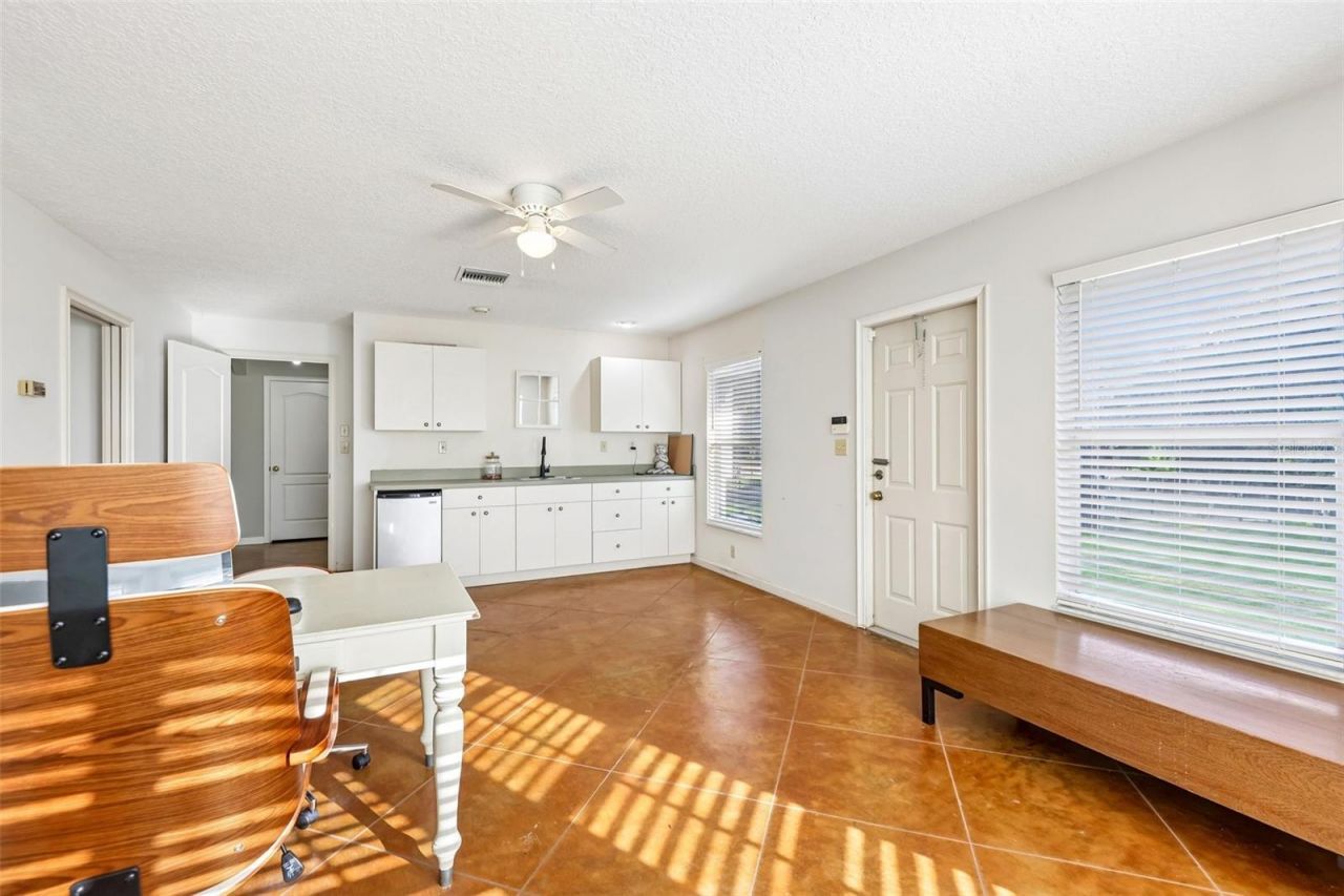 22301 Coronado Somerset Drive, Sorrento, FL 32776 Photo