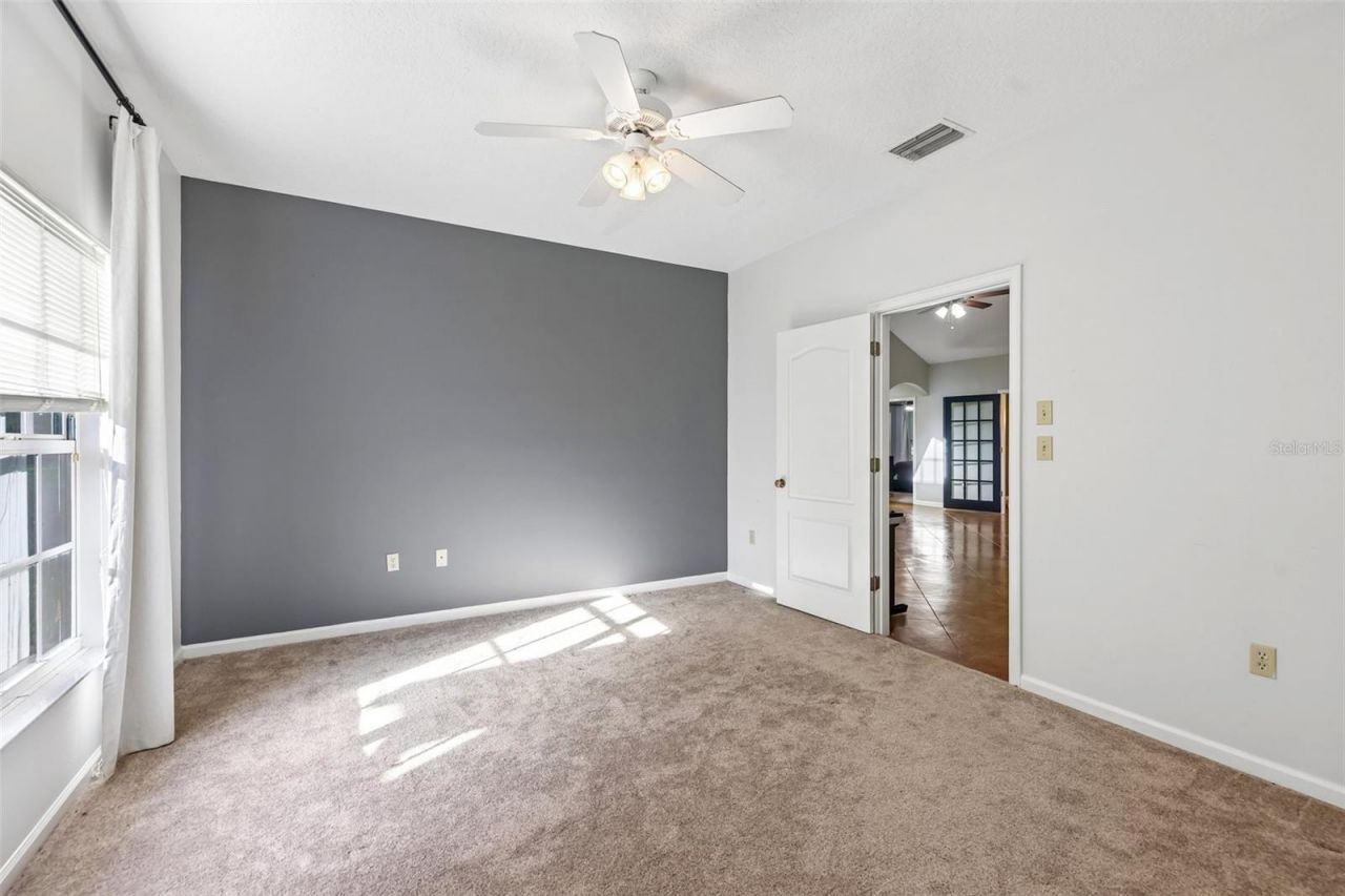 22301 Coronado Somerset Drive, Sorrento, FL 32776 Photo