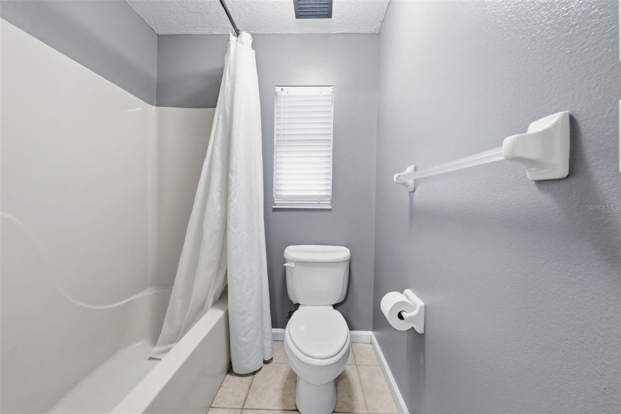 22301 Coronado Somerset Drive, Sorrento, FL 32776 Photo