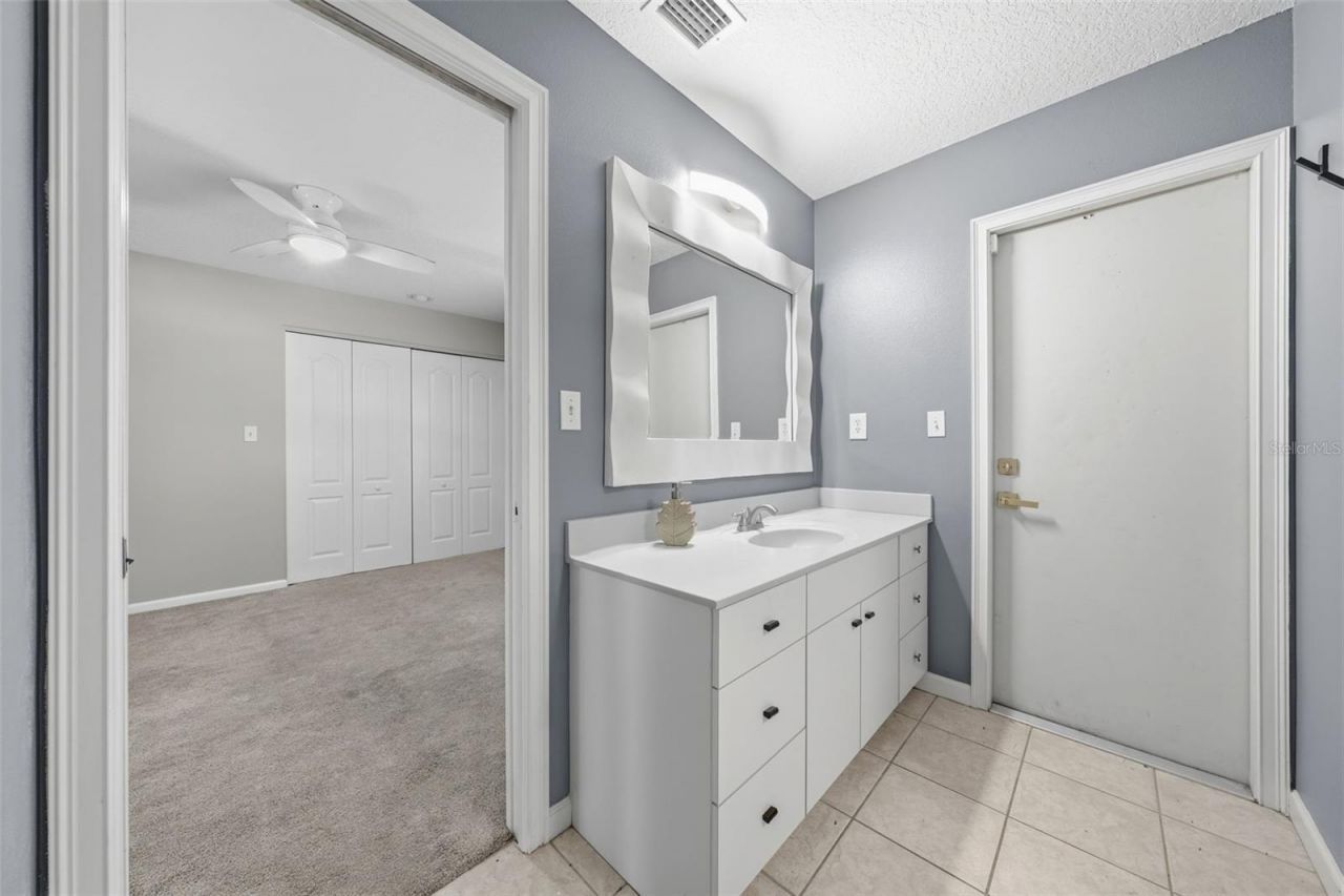 22301 Coronado Somerset Drive, Sorrento, FL 32776 Photo