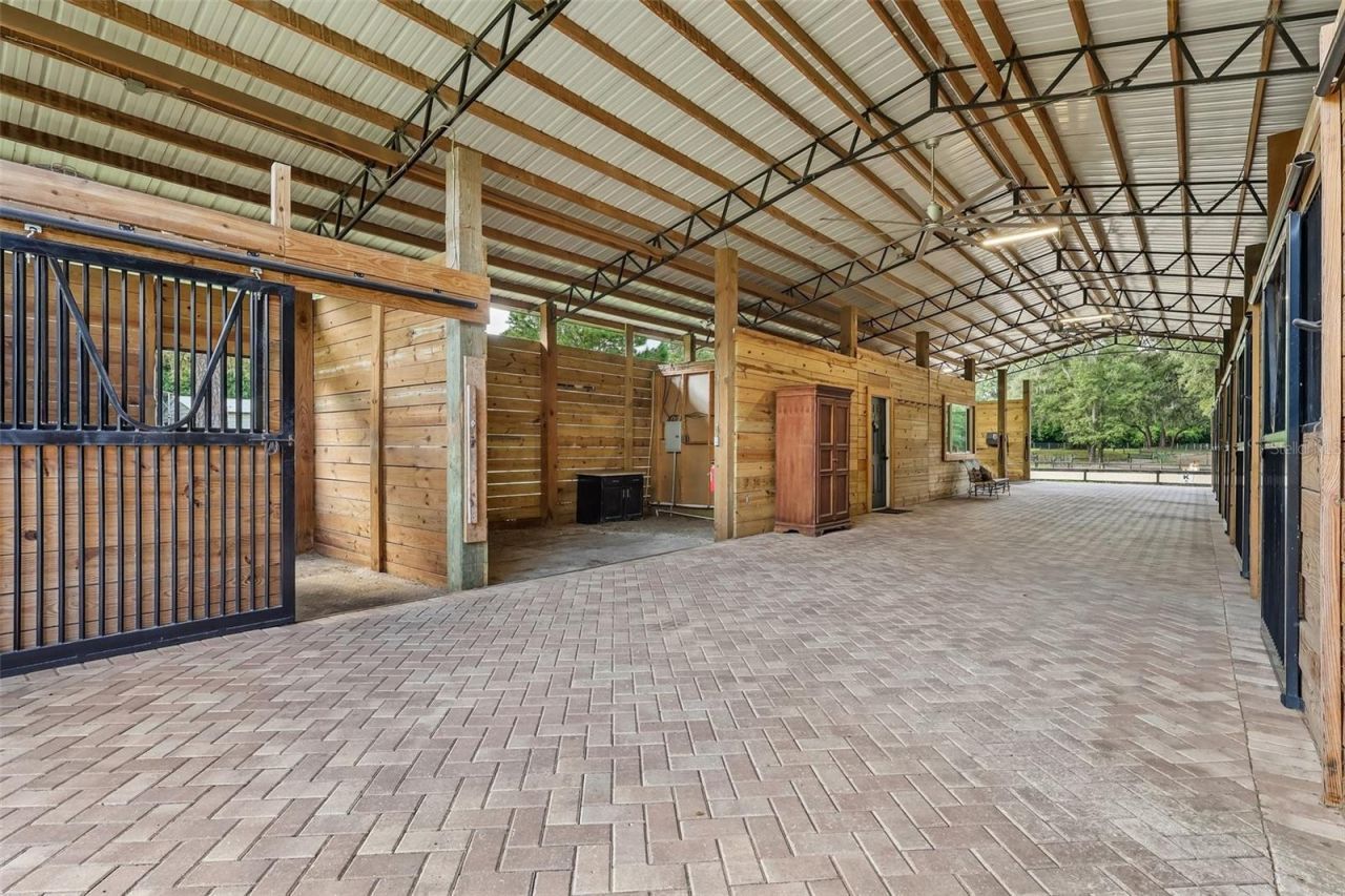 22301 Coronado Somerset Drive, Sorrento, FL 32776 Photo