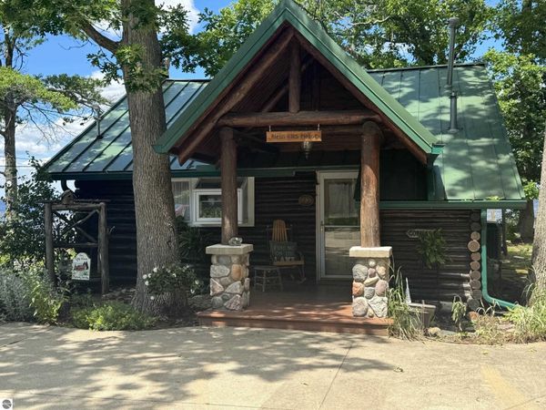 327 Sherwood Drive, Unit #A, Prudenville, MI 48651
