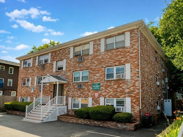 303 Broadway, Unit B6, Lynn, MA 01904
