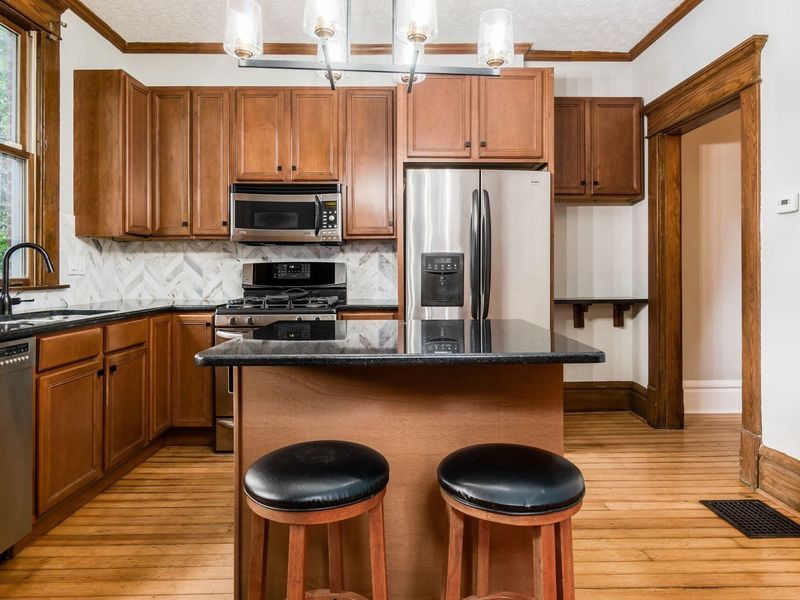 104 Thurman Avenue, Columbus, OH 43206 Photo 13