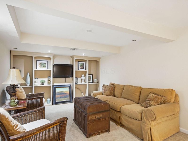 3824 Aqueduct Court, Columbus, OH 43221 Photo 29