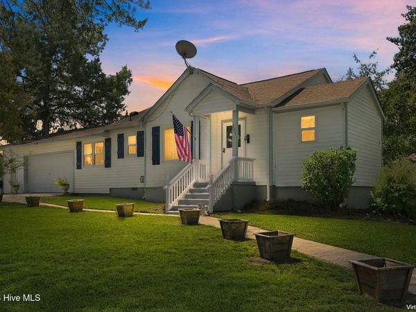 101 Elizabeth Street, Richlands, NC 28574