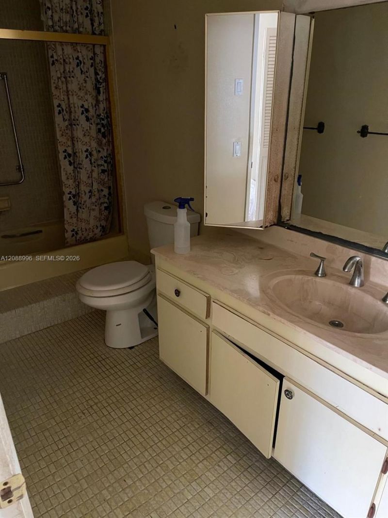 4200 Hillcrest Dr, Unit 401, Hollywood, FL 33021 Photo