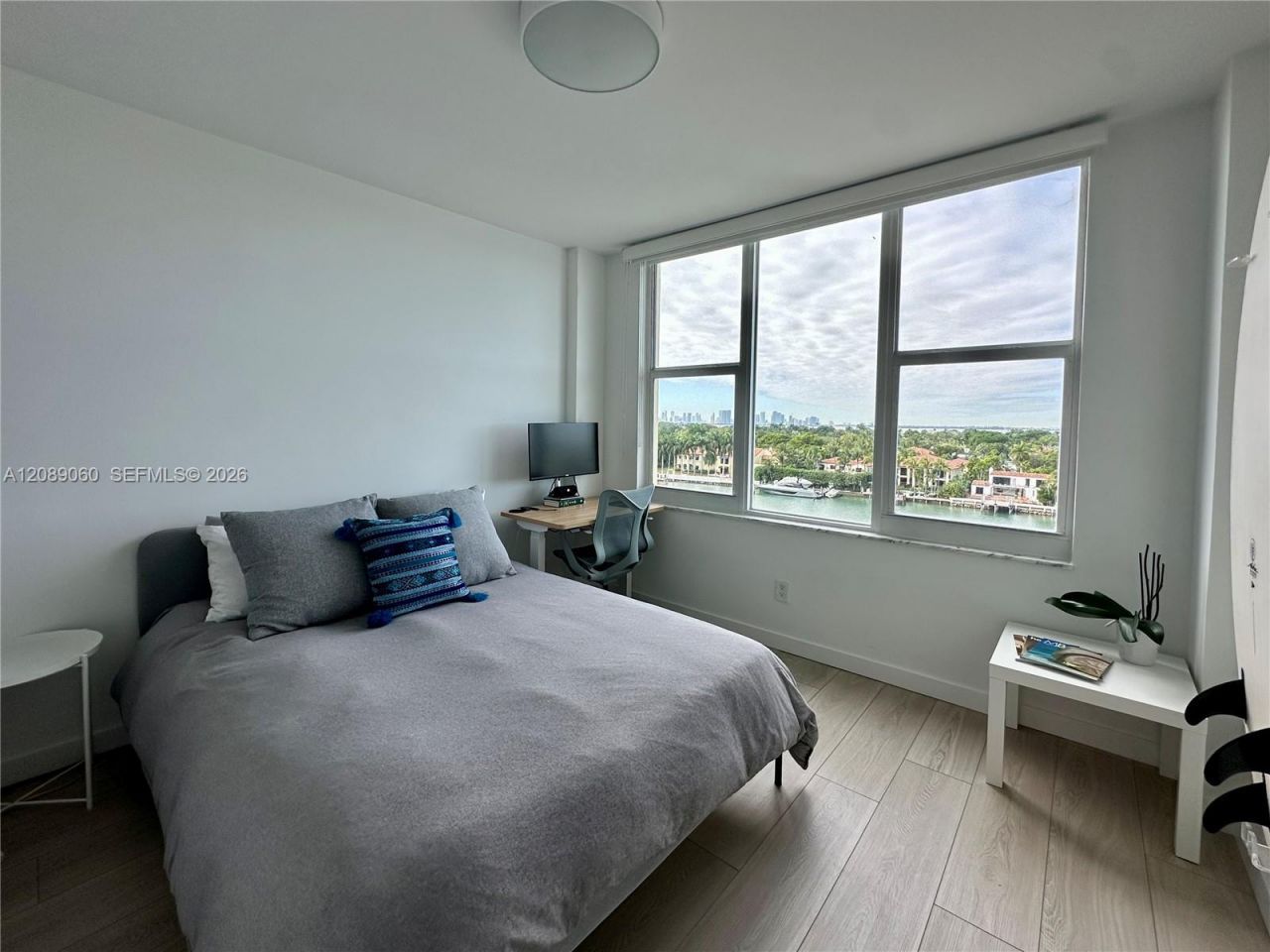 5600 Collins Ave, Unit 8P, Miami Beach, FL 33140 Photo
