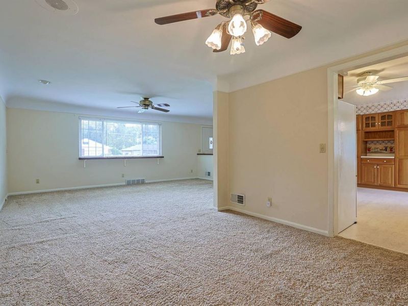 9154 Silva Drive, Colerain Township, OH 45251 Photo 12