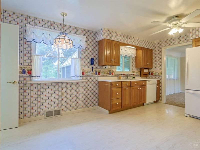 9154 Silva Drive, Colerain Township, OH 45251 Photo 14