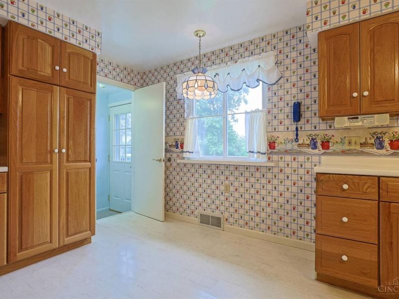 9154 Silva Drive, Colerain Township, OH 45251 Photo 17