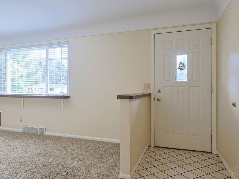 9154 Silva Drive, Colerain Township, OH 45251 Photo 4