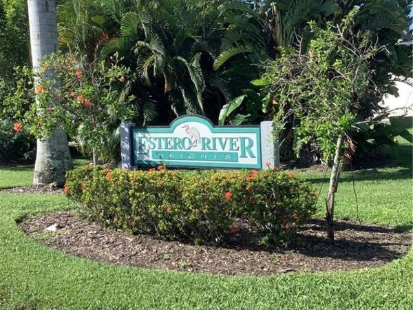 4986 Mederia LN , ESTERO, FL 33928