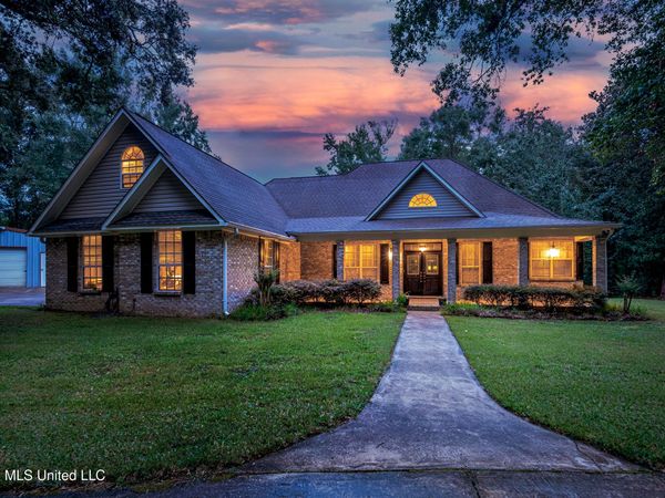 7224 Martin Bluff Road, Gautier, MS 39553