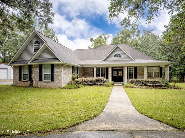 7224 Martin Bluff Road, Gautier, MS 39553