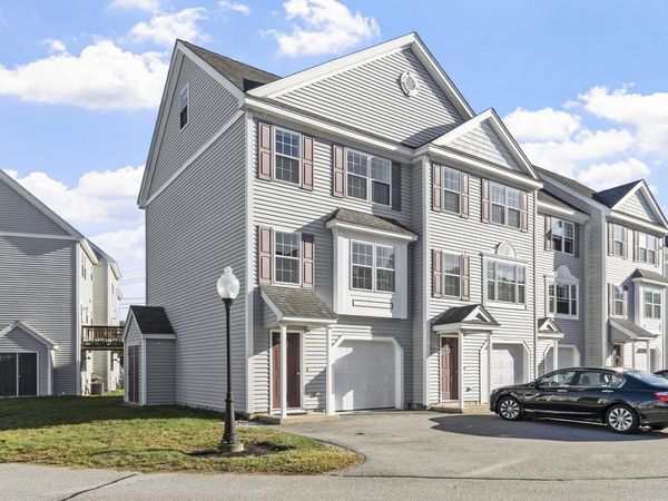 15 Bandon Circle, Unit 15, Westford, MA 01886