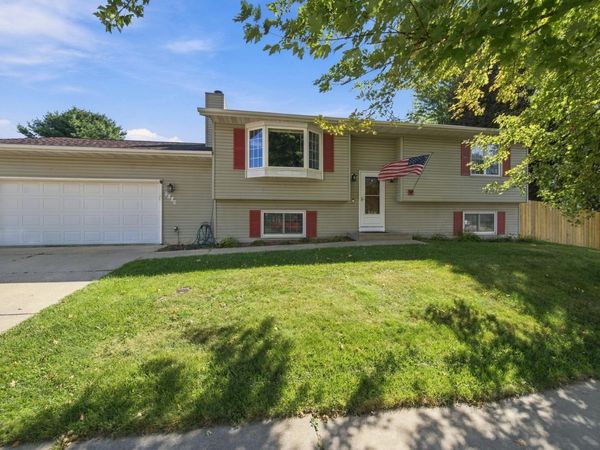 5520 23rd Avenue NW, Rochester, MN 55901