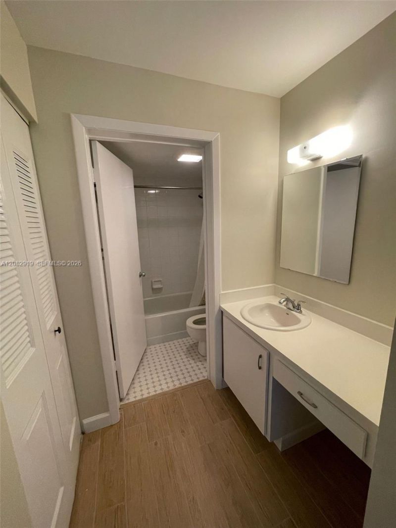 10757 Cleary Blvd, Unit 111, Plantation, FL 33324 Photo