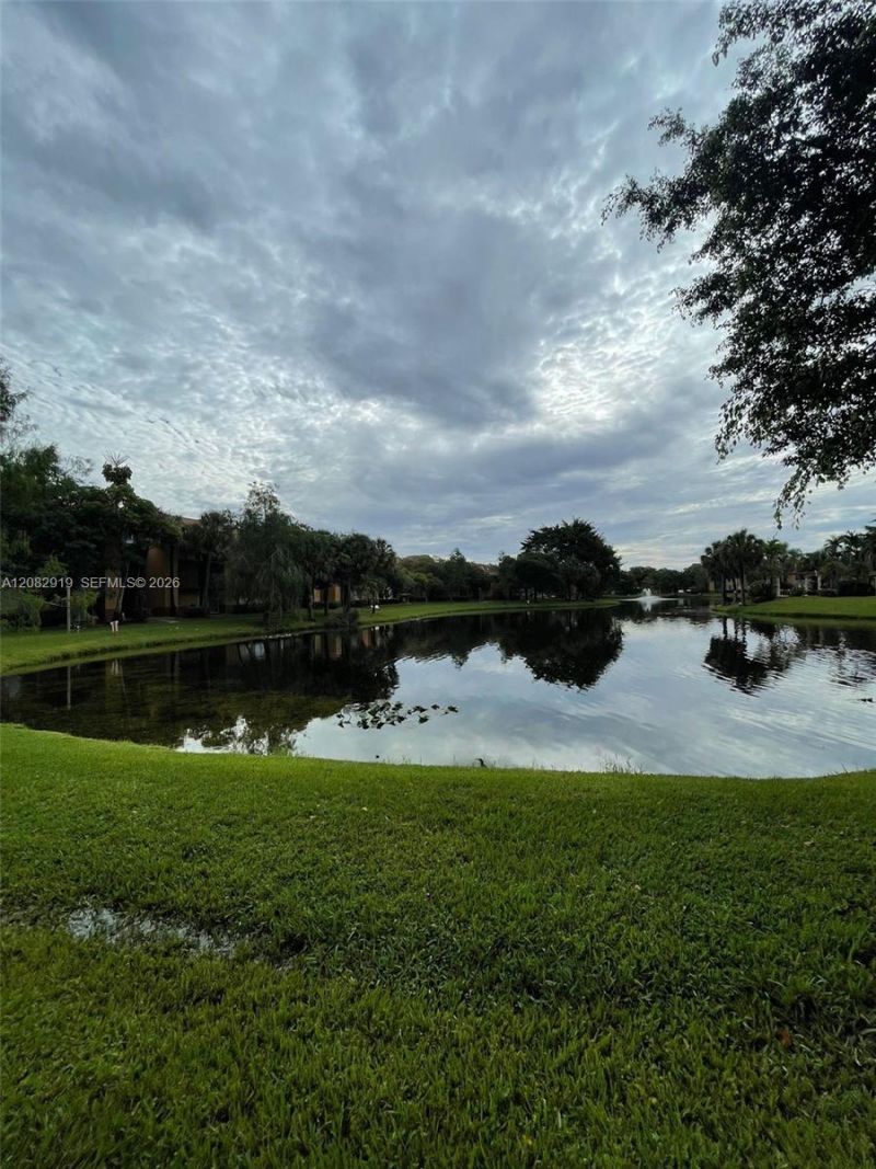 10757 Cleary Blvd, Unit 111, Plantation, FL 33324 Photo