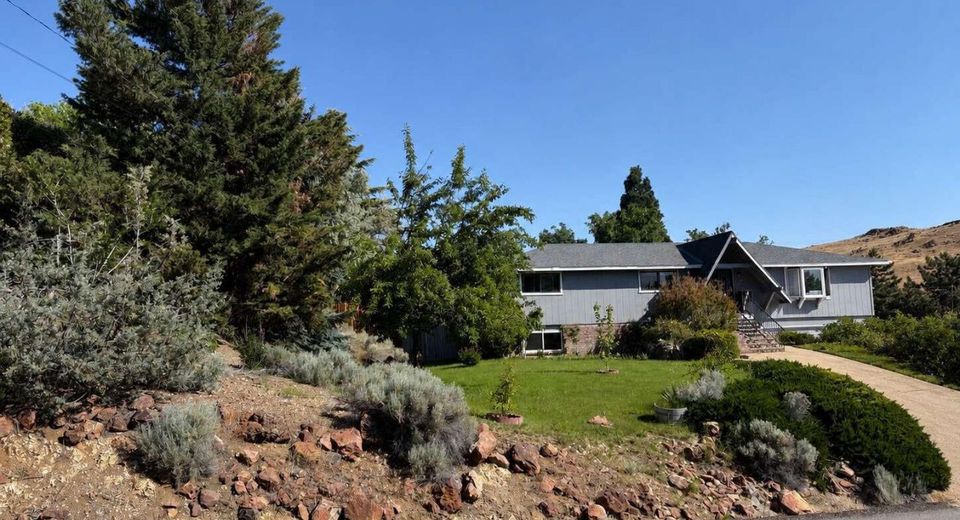 5595 High Rock Way, Sparks, NV 89431 Photo