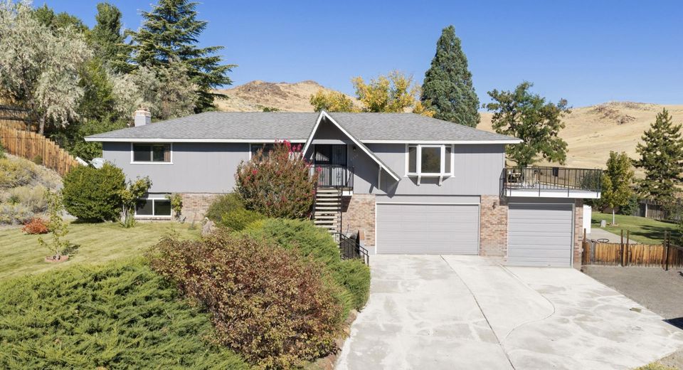 5595 High Rock Way, Sparks, NV 89431 Photo