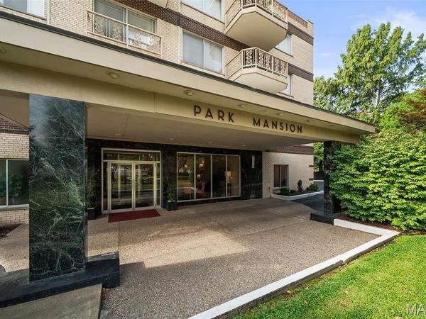 6415 Jamieson Avenue, Unit 204, St Louis, MO 63109