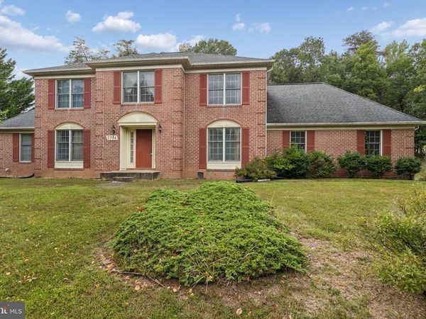 7704 LAKE GLEN DRIVE, GLENN DALE, MD 20769
