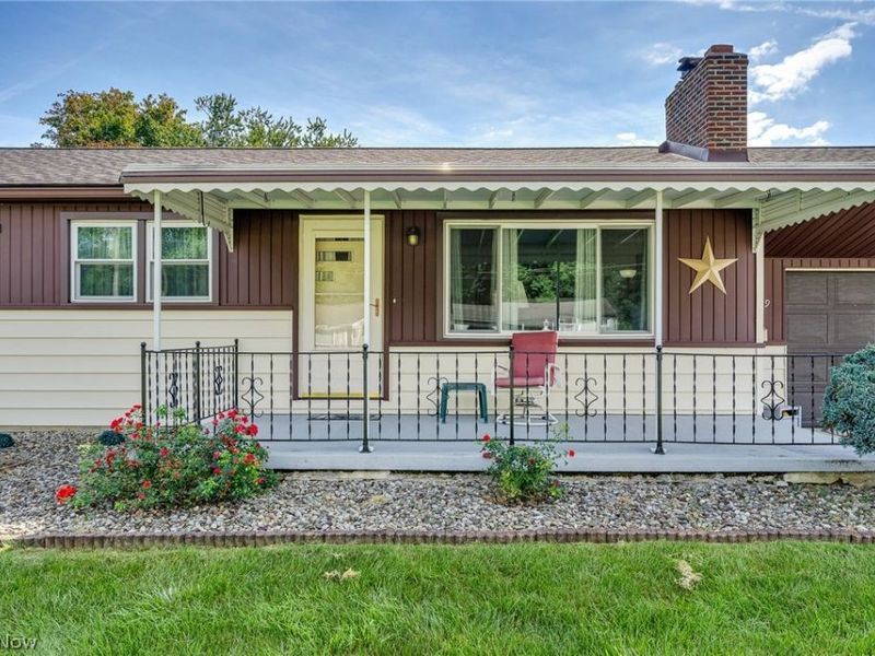 3229 Glen Oaks Drive, Youngstown, OH 44511 Photo 5