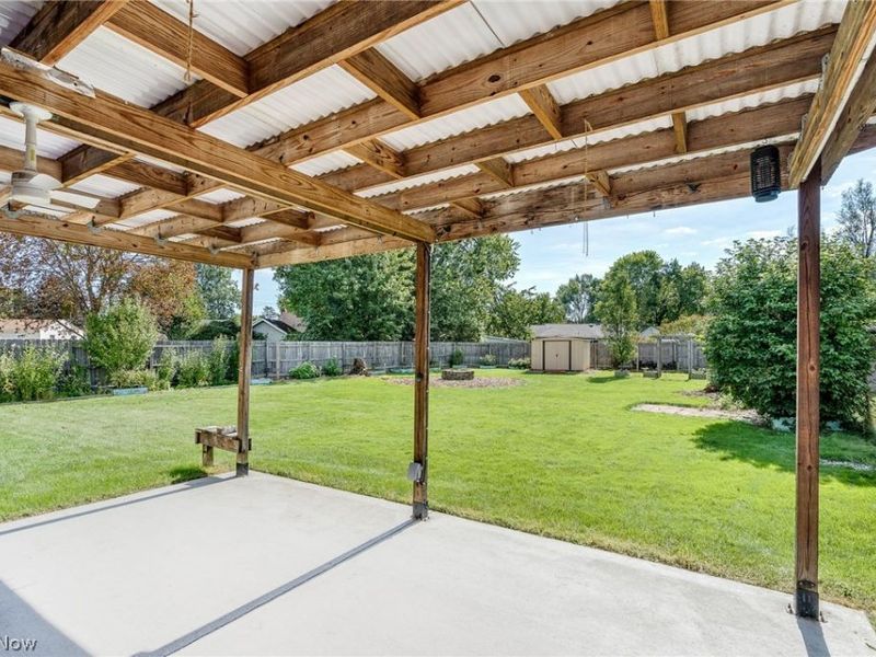 3229 Glen Oaks Drive, Youngstown, OH 44511 Photo 9