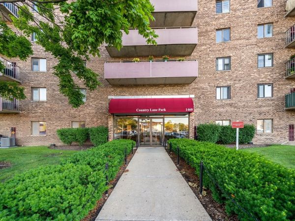 1460 Fairlane Drive , Unit 312, Schaumburg, IL 60193