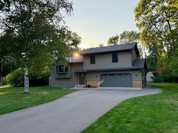 26120 Galen Drive, Wyoming, MN 55092
