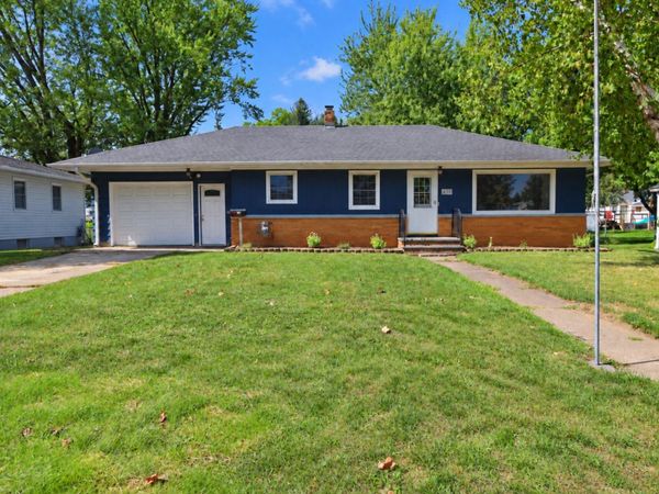 439 N 8th Street , River Falls, WI 54022