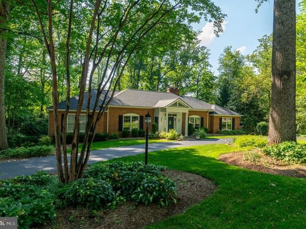 1104 FLOR LANE, MCLEAN, VA 22102