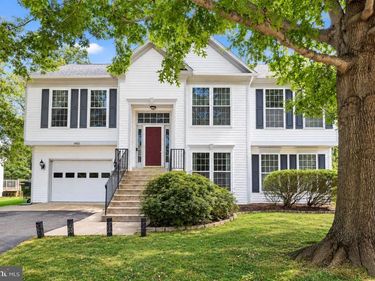 9402 LUKE DRIVE, MANASSAS PARK, VA 20111