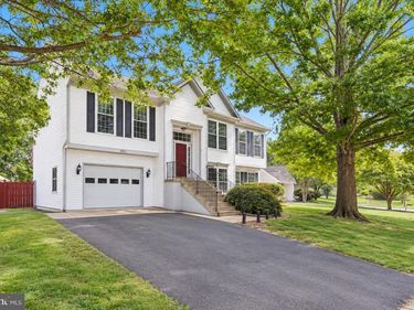 9402 LUKE DRIVE, MANASSAS PARK, VA 20111
