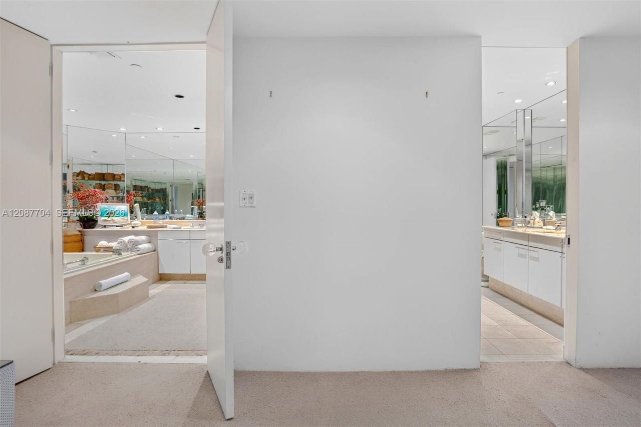 9999 Collins Ave, Unit 5E, Bal Harbour, FL 33154 Photo