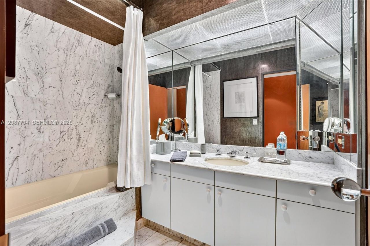 9999 Collins Ave, Unit 5E, Bal Harbour, FL 33154 Photo