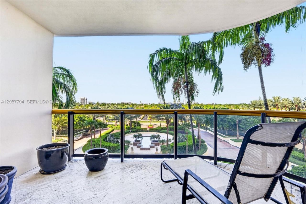 9999 Collins Ave, Unit 5E, Bal Harbour, FL 33154 Photo