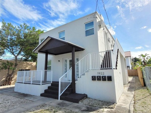 1922 NW 1st St , Unit 1, Miami, FL 33125