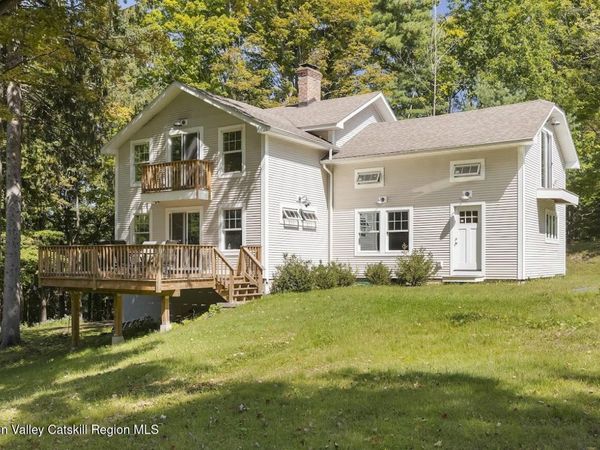 28 Harrington Lane, Old Chatham, NY 12136