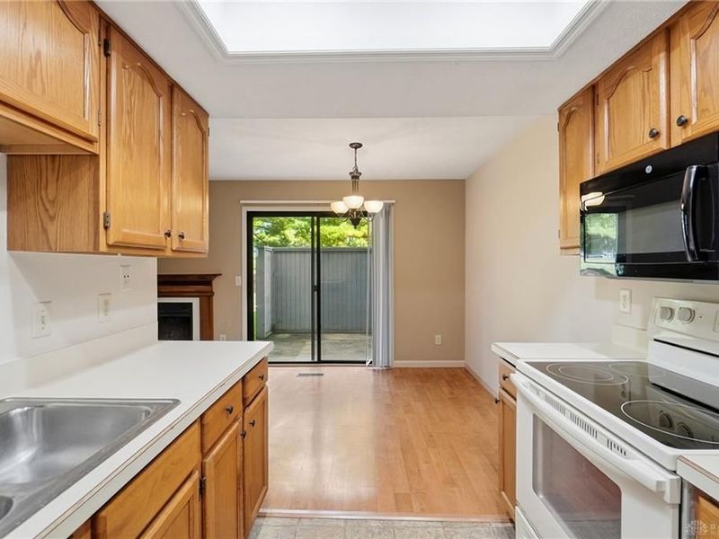 9765 Centerville Creek Lane, Washington Township, OH 45458 Photo 27