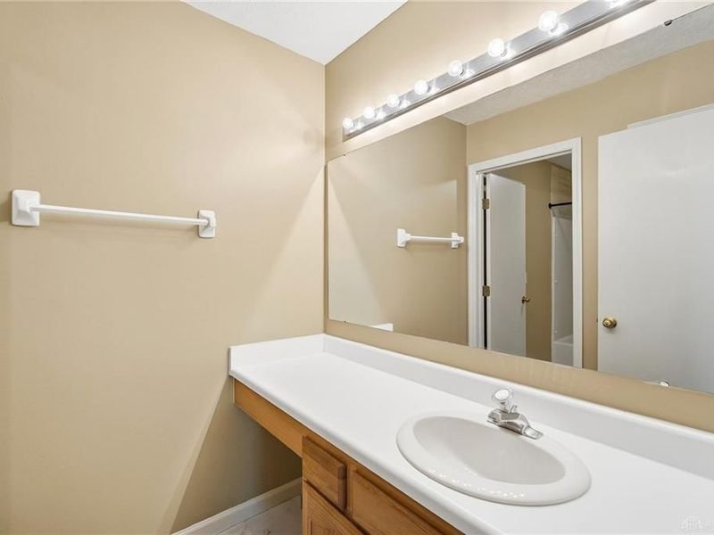 9765 Centerville Creek Lane, Washington Township, OH 45458 Photo 33