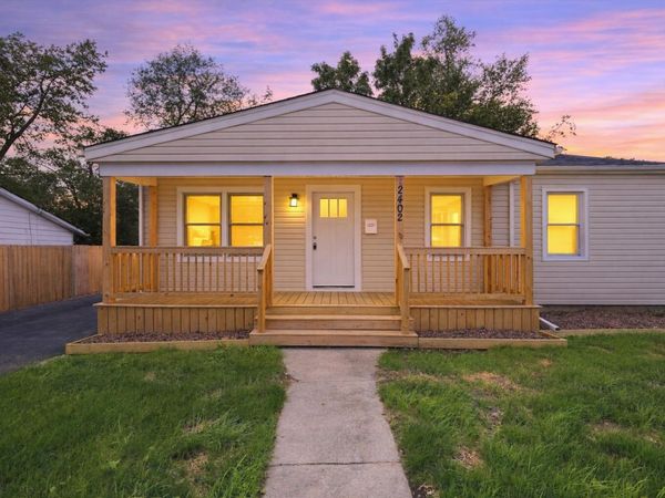 2402 E Sauk Trail, Sauk Village, IL 60411