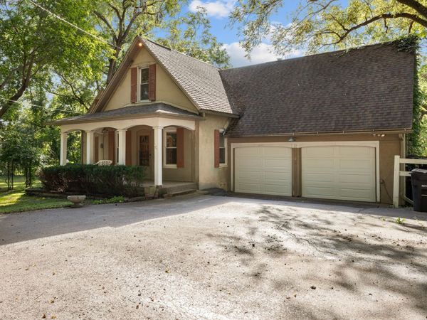 1100 34th Avenue , Moline, IL 61265
