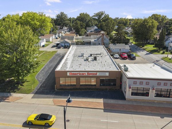 3006 Avenue of the Cities Avenue , Moline, IL 61265